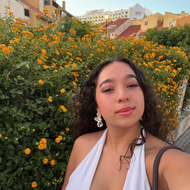Babysitter em Loulé: Amy