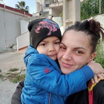 Δουλειά για babysitter στην περιοχή Αλμερία: δουλειά φύλαξης παιδιών María del Carmen