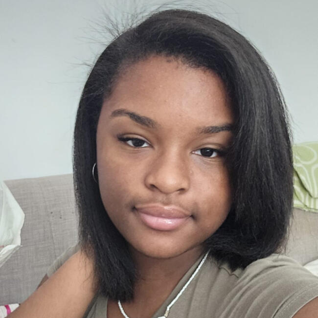 Babysitter in Bromley: Naila