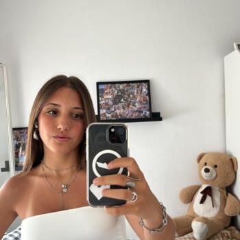 Babysitter in Huesca: Nayla