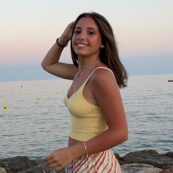 Babysitter in Huesca: Nayla