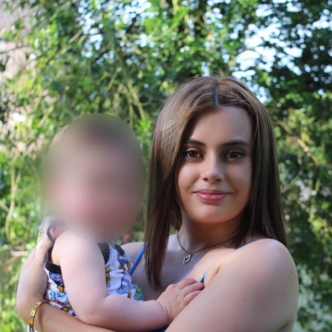 Babysitter in Trith-Saint-Léger: Erina