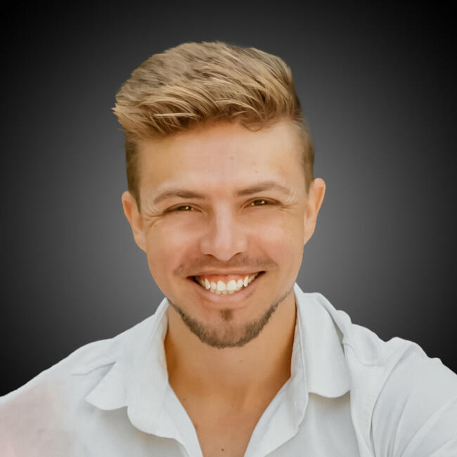 Emprego de babá em Cascavel: Jhoel