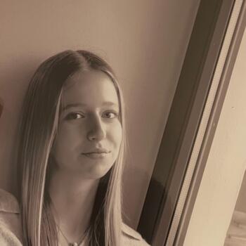 Babysitter in Woluwe-Saint-Lambert: Anja