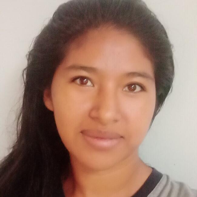 Babysitter in Santa Cruz: Jhoselin