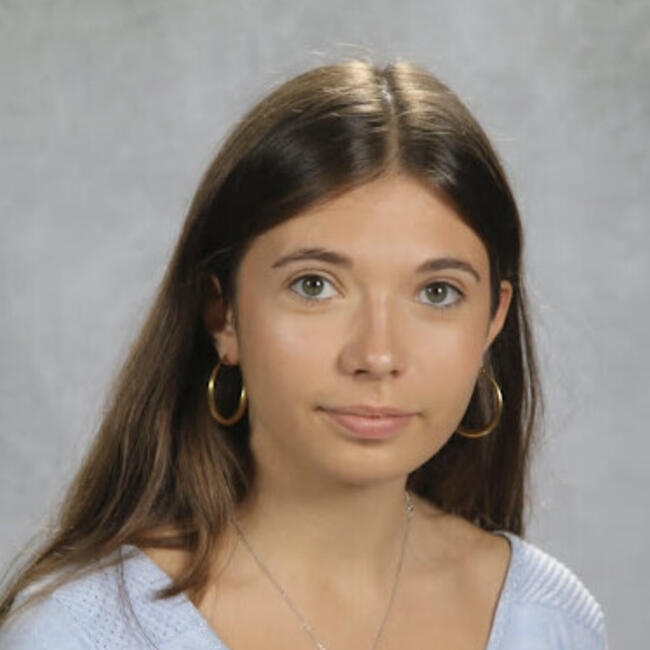 Babysitter in Nantes: Rose-Marie