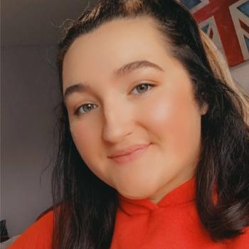 Baby-sitter in Loos: Charlotte