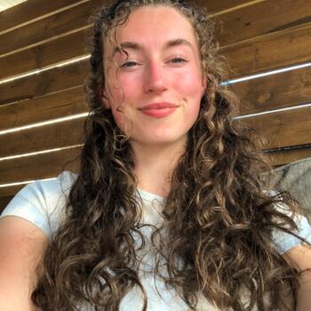 Nanny in Spruce Grove: Alanah