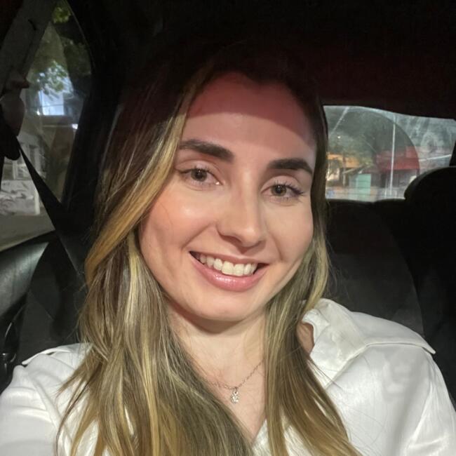 Babysitter in Botucatu: Vitória