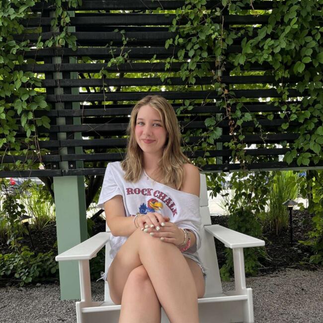 Babysitter in Lawrence: Caitlin