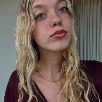 Babysitter in Charleroi: Margaux