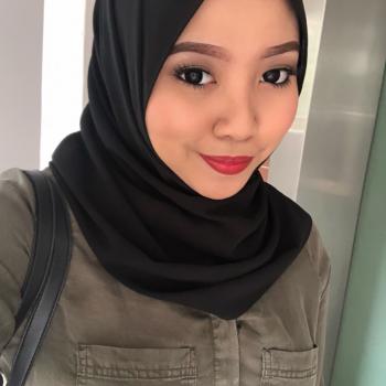 Babysitting job Singapore: babysitting job Nur