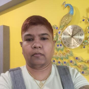 Babysitter in Singapore: SumathySophia