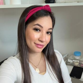 Babysitter in Bragança Paulista: Mariane