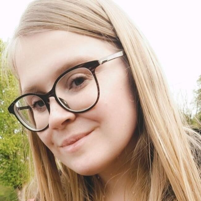 Babysitter in Ham-sur-Heure-Nalinnes: Manon