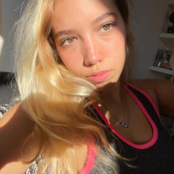 Babysitter in Oeiras: Manuela