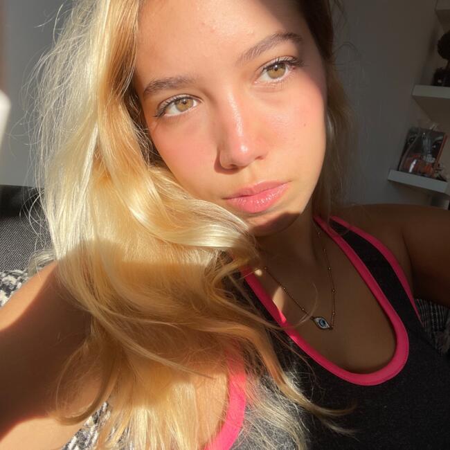 Babysitter in Oeiras: Manuela