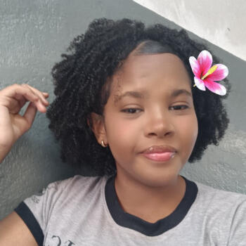 Babysitter in Ribeirão das Neves: Rebeca