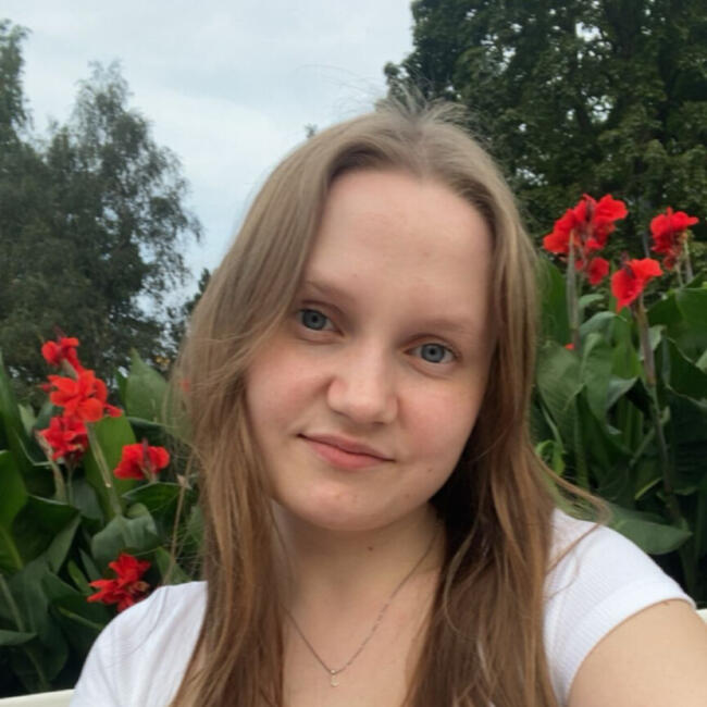 Barnvakt i Lembois: Ella