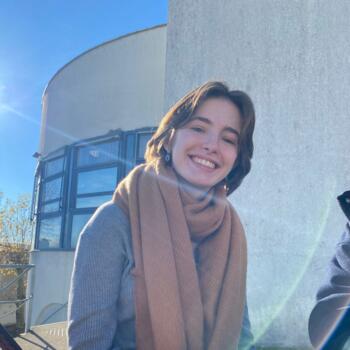 Babysitter in Panazol: Léane