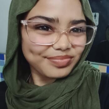 Babysitter in Berea: Zohra