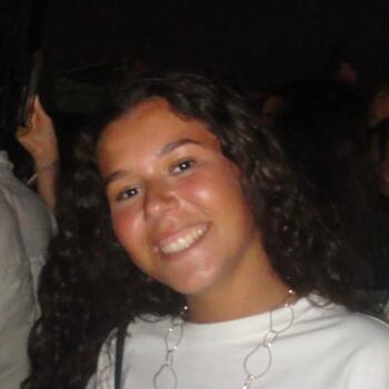 Babysitter em Carcavelos: Sara