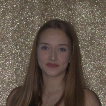 Babysitter in Saint-Martin-d'Hères: Ambre