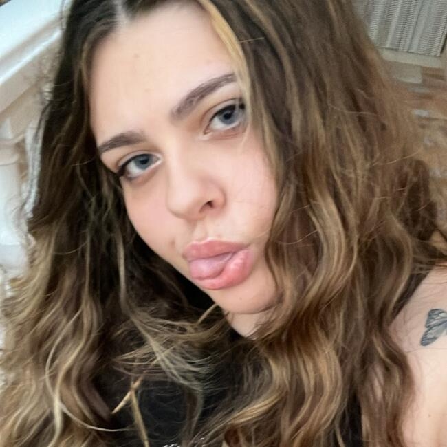 Canguro en Catral: Laura