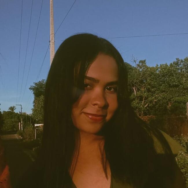 Babysitter in São Luís: Midian