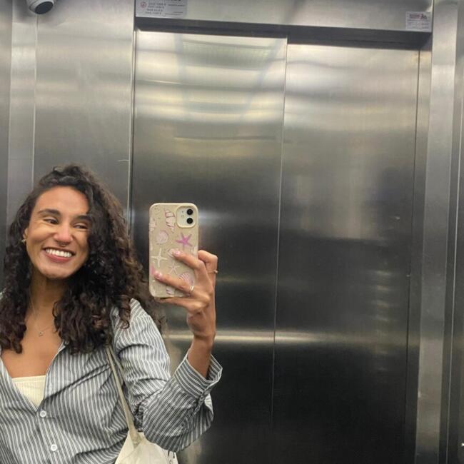Babysitter in Poços de Caldas: Marcele
