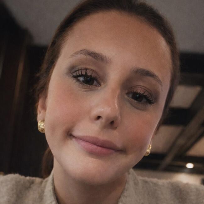 Barnvakt i Sundbyberg: Jelena