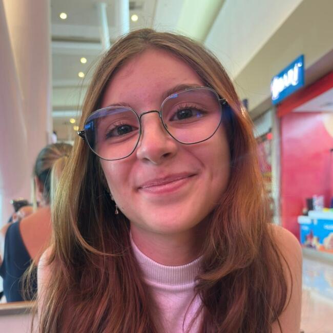 Babysitter in Campinas: Beatriz