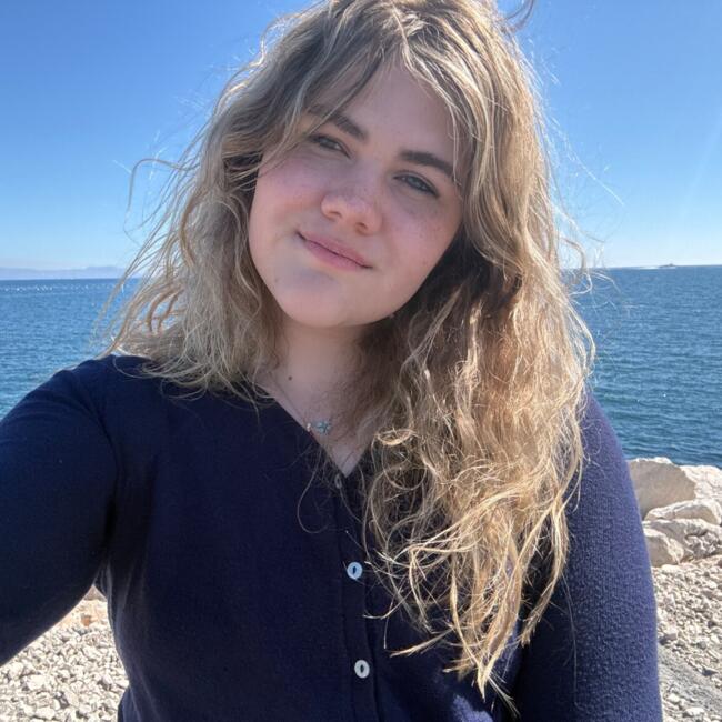 Babá em Brasília: Fernanda