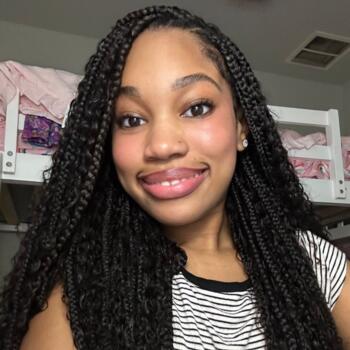 Babysitter in Fort Worth: SeMaja