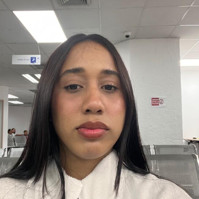 Babysitter in Augusta: Carolay