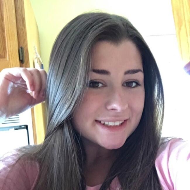 Nanny in Halifax: Ashley