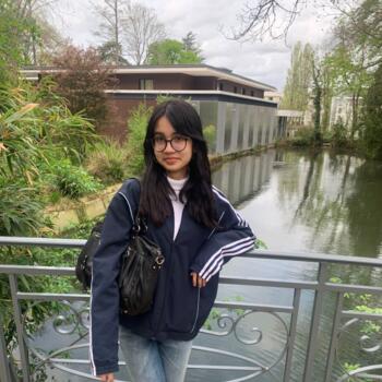 Babysitter in Chambourcy: Nalina