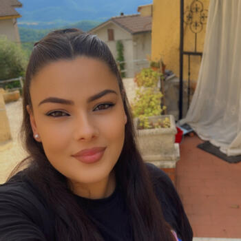Babysitter in Belmonte in Sabina: Mimoza