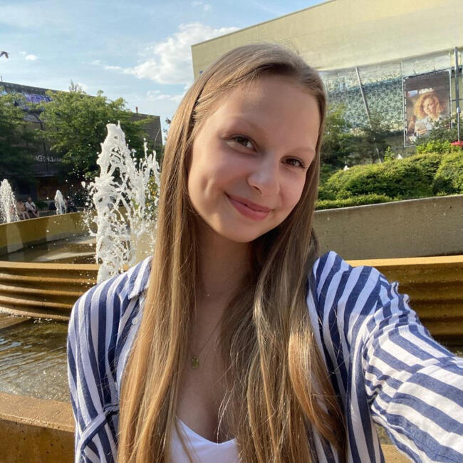 Babysitter in Prague: Sandra