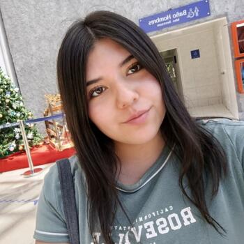 Niñera en Valparaíso: Romina