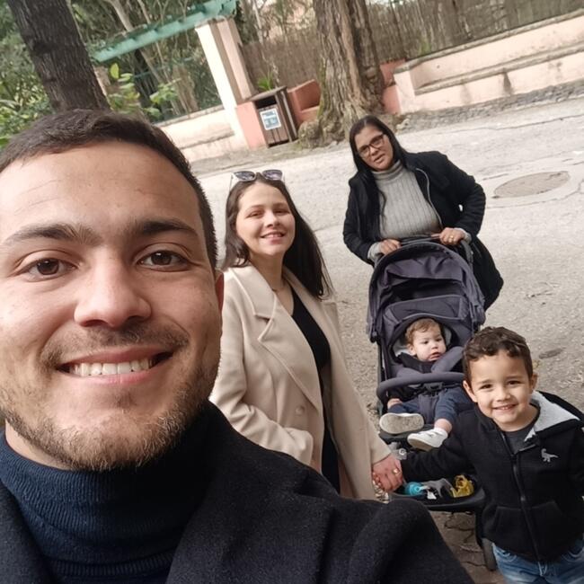 Babysitting job in Amiães de Baixo: Pablo Henrique