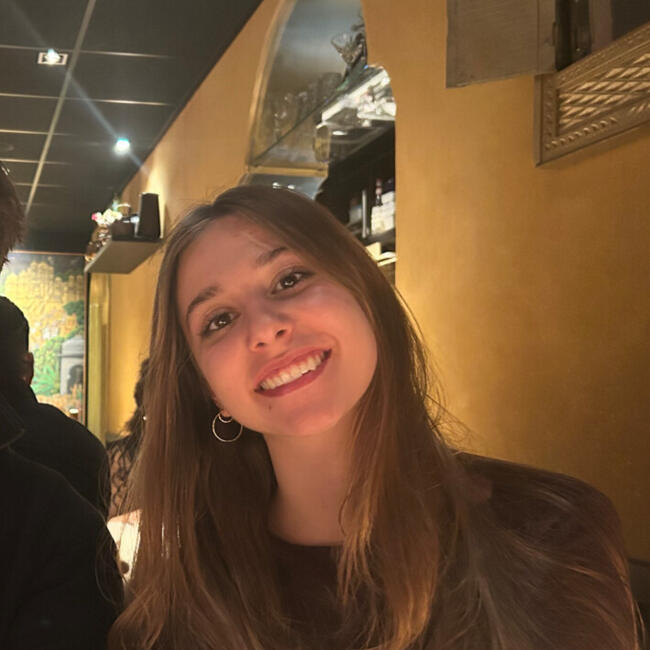 Babysitter in Amsterdam: Mila