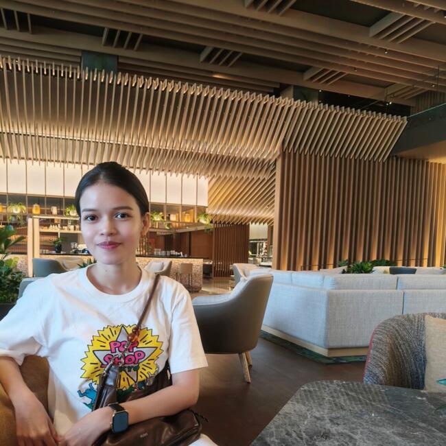 Pengasuh di Kuala Lumpur: Julia