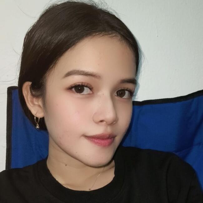 Babysitter in Kuala Lumpur: Julia