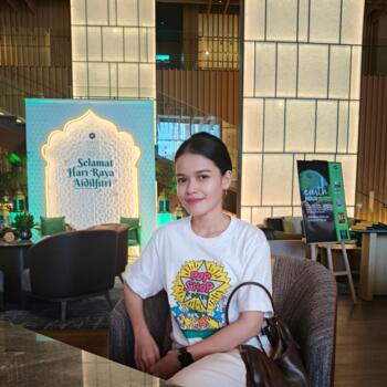 Pengasuh Kuala Lumpur: Julia