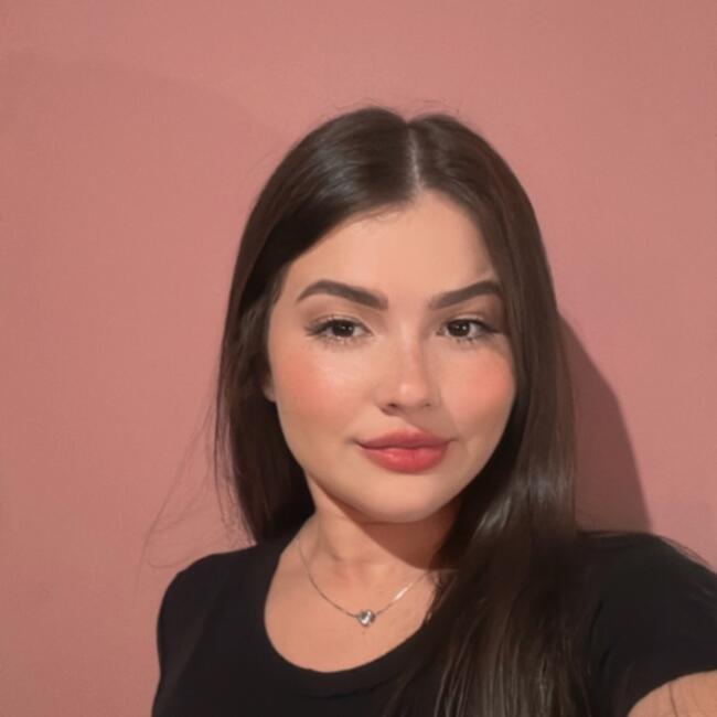 Babysitter in Curitiba: Mariana
