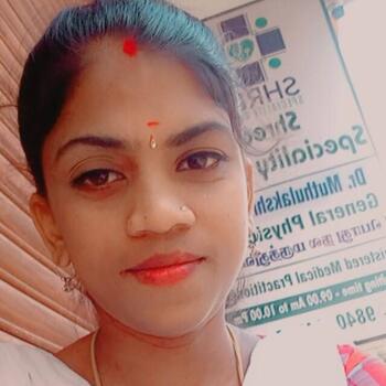 Babysitter in Kelambākkam: Vijaya