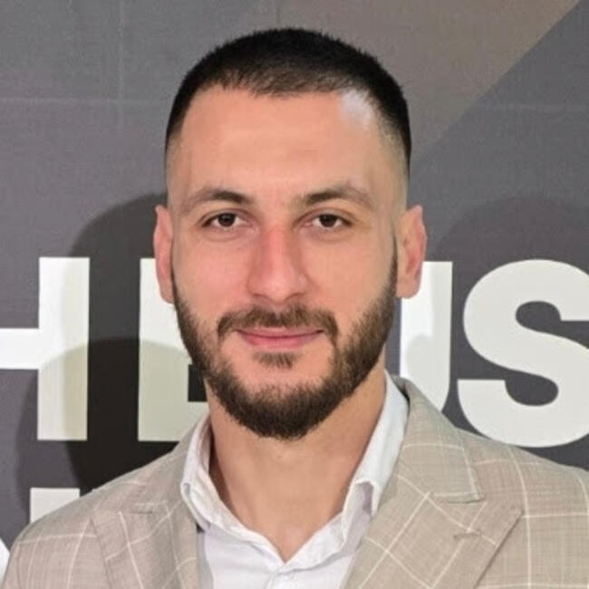 Babysitting job in Pančevo: Milos