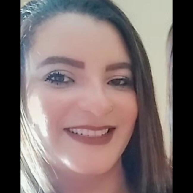 Babá em Carandaí: Istefani