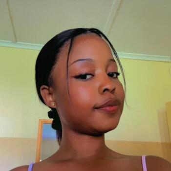 Babysitter in Harare: Tami